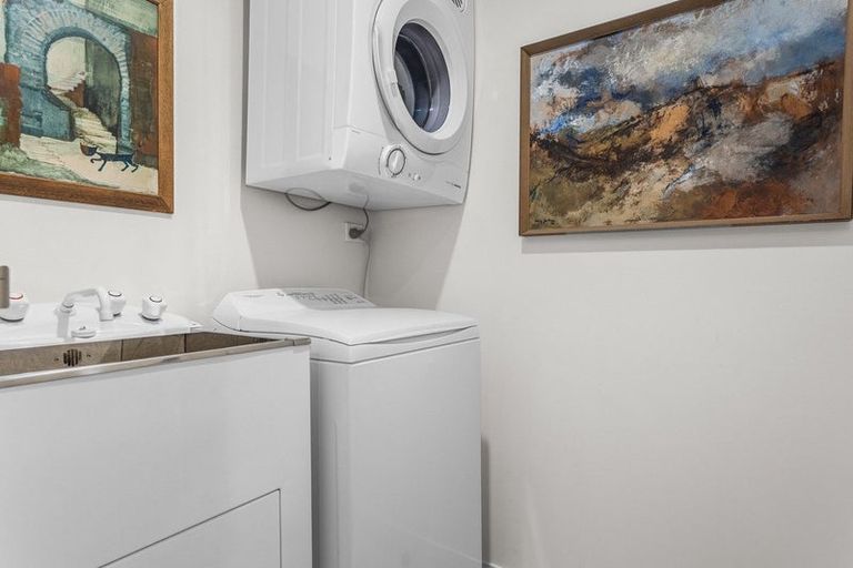 Photo of property in Quayside Apartments, 204/11 George Street, Whakatane, 3120