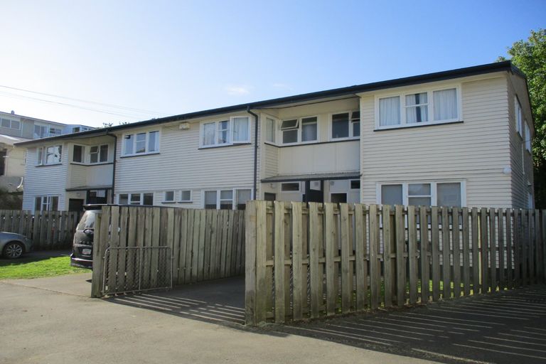 Photo of property in 15-15c Nelson Terrace, Seaview, Timaru, 7910