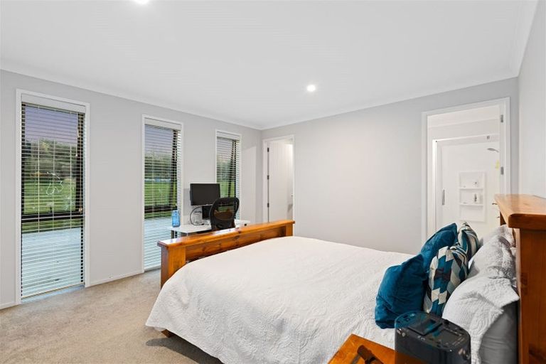 Photo of property in 1 Three Oaks Drive, Dairy Flat, Albany, 0794