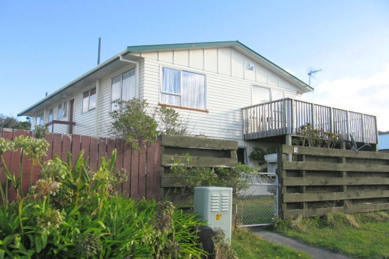 Photo of property in 3 Colorado Grove, Brooklyn, Wellington, 6021