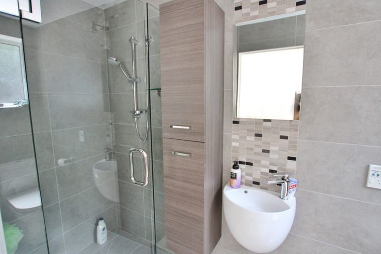 Photo of property in 78 Hillcrest Avenue, Hillcrest, Auckland, 0627