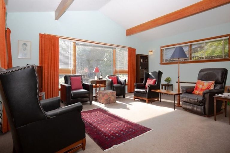 Photo of property in 56 Centaurus Road, Cashmere, Christchurch, 8022