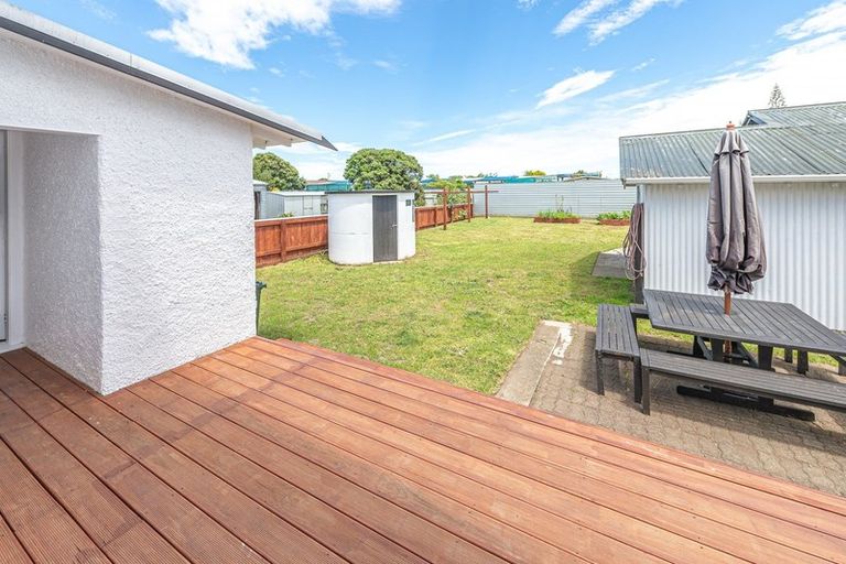 Photo of property in 6 Central Avenue, Gonville, Whanganui, 4501