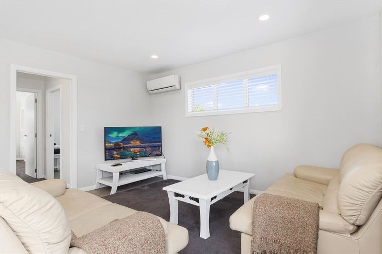 Photo of property in 28a Dickson Road, Papamoa Beach, Papamoa, 3118