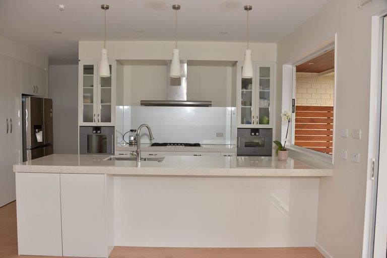 Photo of property in 16 Orchard Terrace, Riverhead, 0820