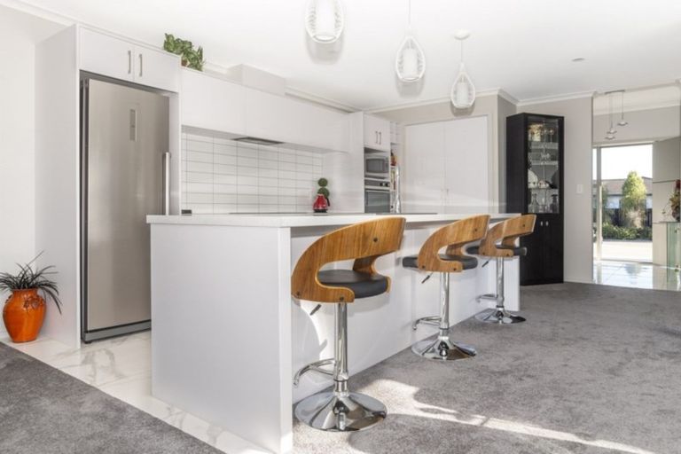 Photo of property in 3 Fortis Place, Riverdale, Gisborne, 4010