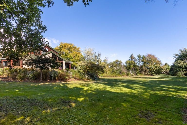 Photo of property in 88a Mazengarb Road, Paraparaumu Beach, Paraparaumu, 5032