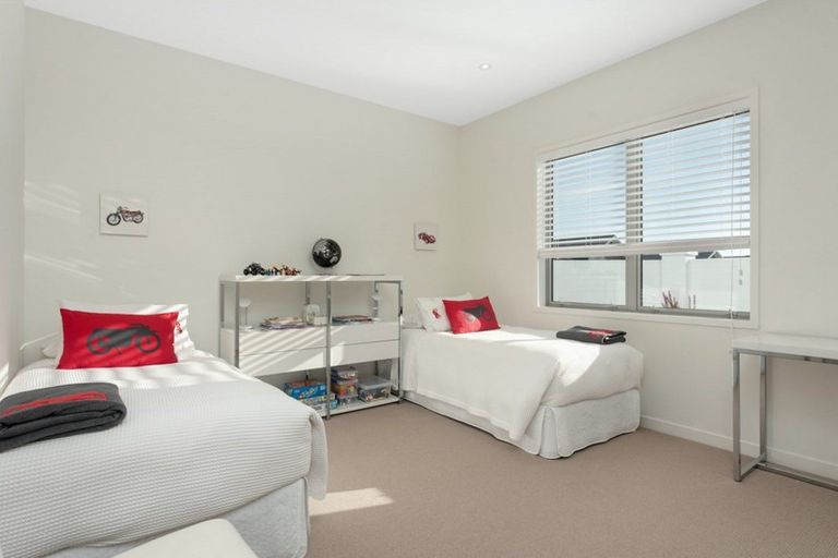 Photo of property in 1 Astelia Lane, Papamoa Beach, Papamoa, 3118