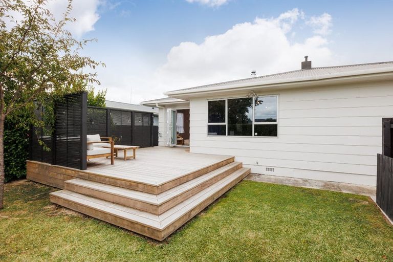 Photo of property in 6 Rennie Avenue, Milson, Palmerston North, 4414
