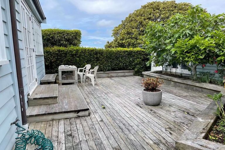 Photo of property in 25 Brighton Road, Parnell, Auckland, 1052
