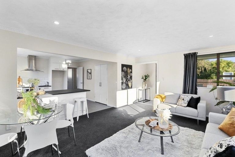 Photo of property in 16a Rawhiti Street, Stokes Valley, Lower Hutt, 5019