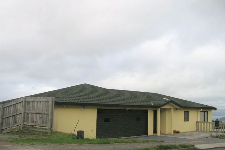 Photo of property in 28 Jaunpur Crescent, Broadmeadows, Wellington, 6035
