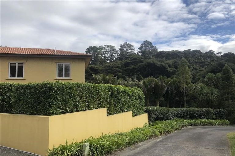 Photo of property in 14 Daldys Bush Lane, Bayview, Auckland, 0629