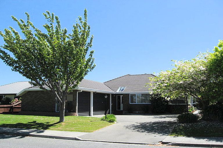 Photo of property in 4 Fairweather Crescent, Kaiapoi, 7630