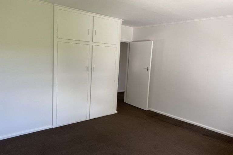 Photo of property in 4/9a Curletts Road, Sockburn, Christchurch, 8042