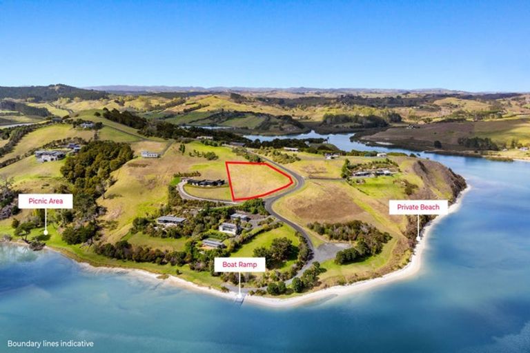 Photo of property in 16a Salt River View Road, Kaiwaka, 0573
