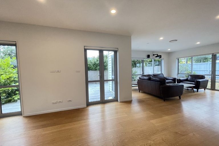 Photo of property in 23a Manuwai Road, Torbay, Auckland, 0630