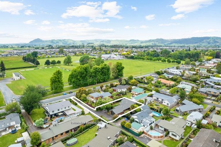 Photo of property in 71 Taylor Street, Cambridge, 3434