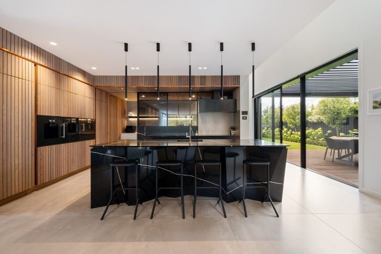 Photo of property in 32 Chapter Street, St Albans, Christchurch, 8052