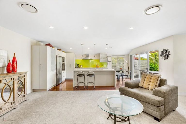 Photo of property in 23 Hendrika Court, Hobsonville, Auckland, 0618