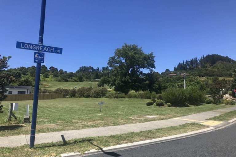 Photo of property in 4 Longreach Drive, Cooks Beach, Whitianga, 3591