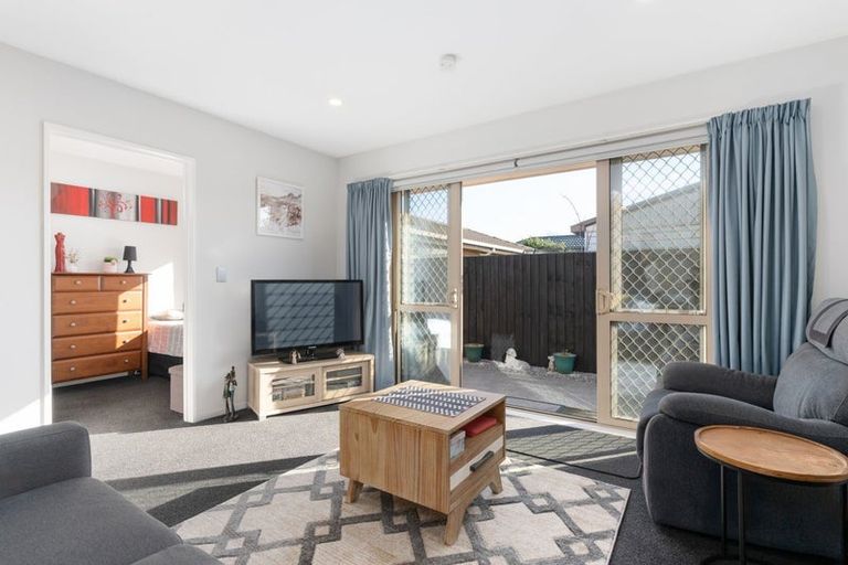 Photo of property in 5/37 Oakhampton Street, Hornby, Christchurch, 8042