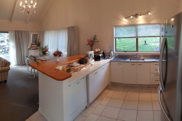 Photo of property in 1/86 Mountbatten Avenue, Hillcrest, Auckland, 0627