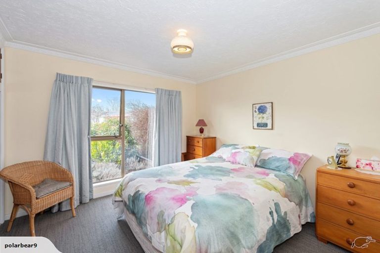 Photo of property in 6 Ostend Place, Avonhead, Christchurch, 8042