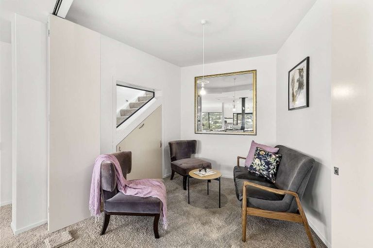 Photo of property in 81 Old Porirua Road, Ngaio, Wellington, 6035