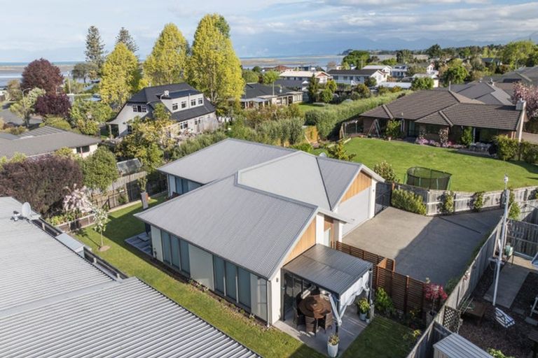 Photo of property in 3 Puketutu Grove, Motueka, 7120