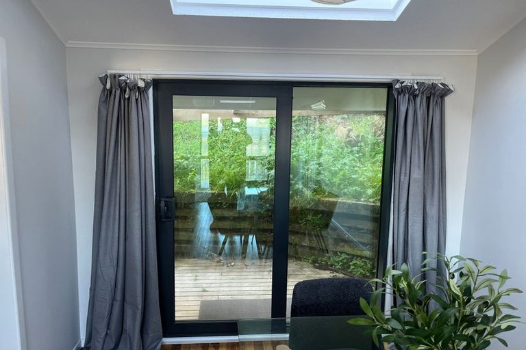 Photo of property in 2 Anzia Way, Johnsonville, Wellington, 6037