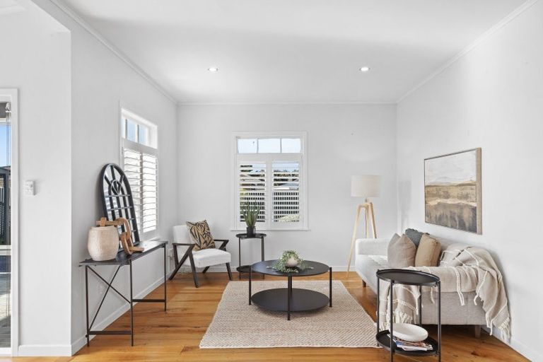 Photo of property in 47 Wellington Street, Pukekohe, 2120