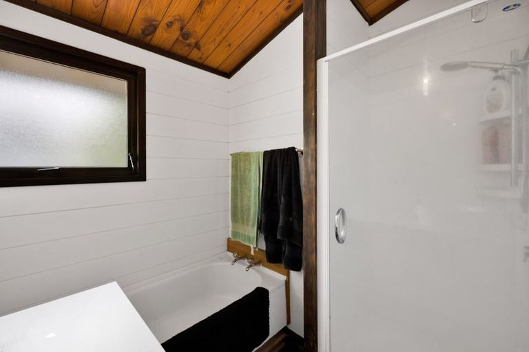 Photo of property in 27 Nikau Street, Inglewood, 4330