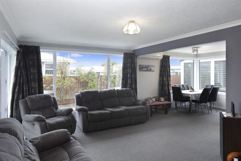Photo of property in 76 Akaroa Street, Kaiapoi, 7630