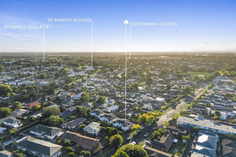 Photo of property in 20a South Street, Papakura, 2110