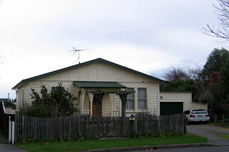 Photo of property in 7 Card Crescent, Featherston, 5710