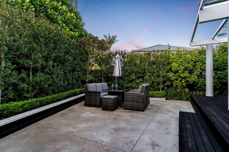 Photo of property in 1/13-15a Campbell Road, Takapuna, Auckland, 0622