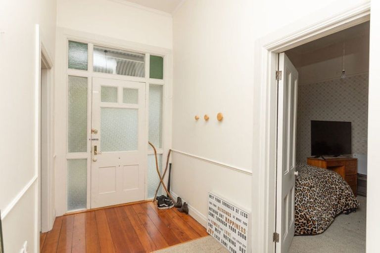 Photo of property in 12 Grant Street, Dannevirke, 4930