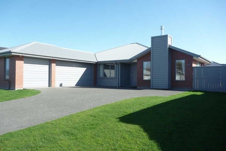 Photo of property in 73 Mcmahon Drive, Aidanfield, Christchurch, 8025
