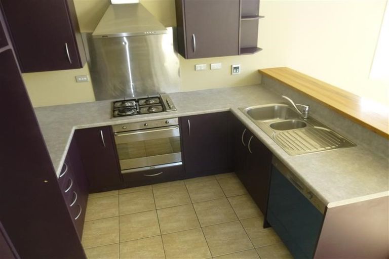 Photo of property in 17/15 Roxburgh Street, Mount Victoria, Wellington, 6011