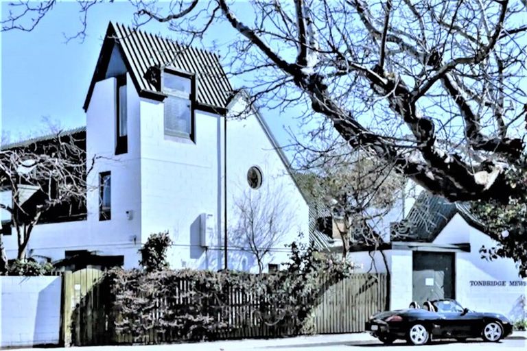 Photo of property in 1/12 Shrewsbury Street, Merivale, Christchurch, 8014