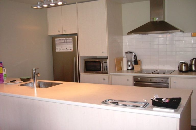 Photo of property in Montreaux, 164 The Terrace, Wellington Central, Wellington, 6011