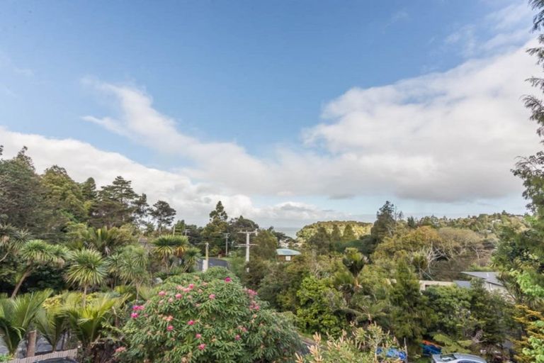 Photo of property in 90 Wood Bay Road, Titirangi, Auckland, 0604