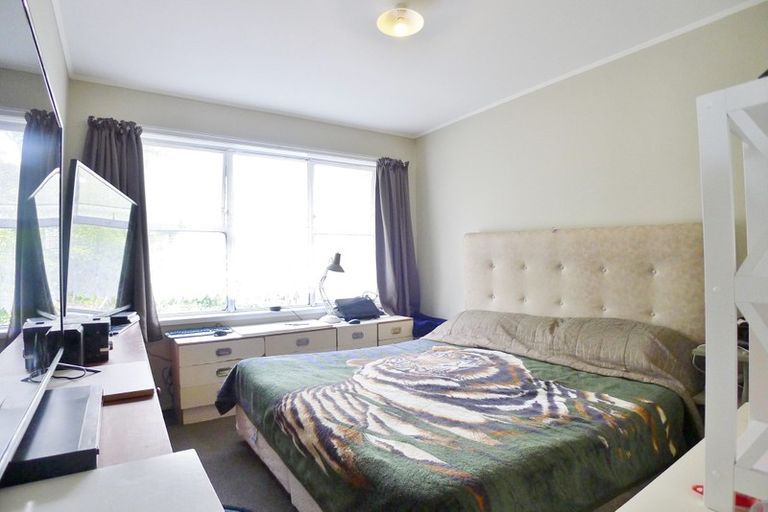 Photo of property in 4173 Great North Road, Glen Eden, Auckland, 0602