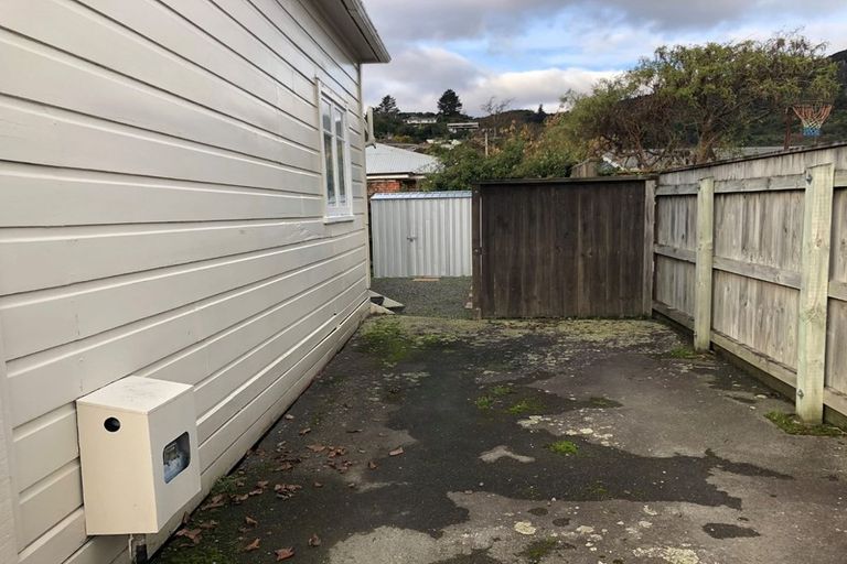 Photo of property in 364 Waiwhetu Road, Fairfield, Lower Hutt, 5011