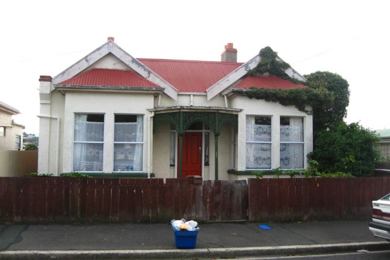 Photo of property in 11 Fitzroy Street, Caversham, Dunedin, 9012