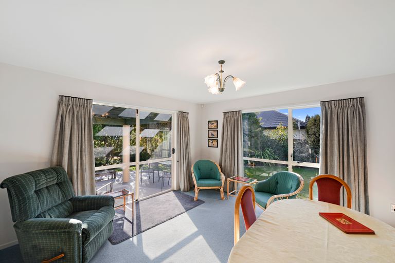 Photo of property in 1a Whaka Terrace, Huntsbury, Christchurch, 8022