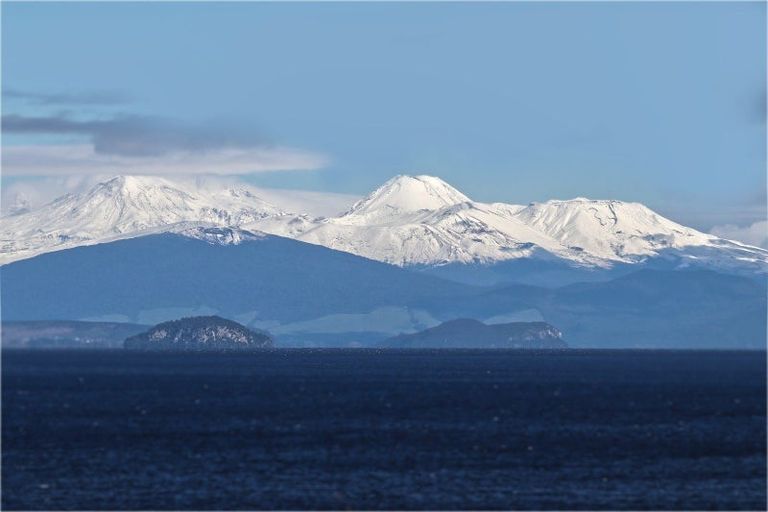 Photo of property in 7 Ngamotu Road, Taupo, 3330