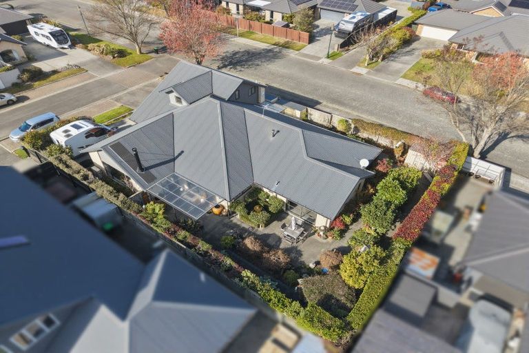Photo of property in 16 Kensington Avenue, Rangiora, 7400