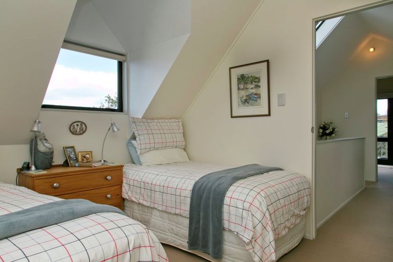 Photo of property in 162 Te Heuheu Street, Taupo, 3330